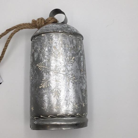 Handcraft in India silver metal cattle bell large - Picture 3 of 8